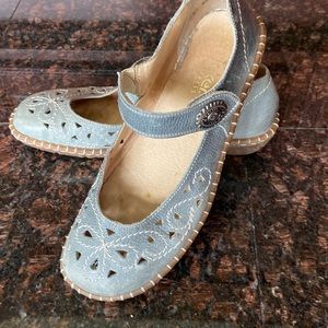Rieker Blue Leather Mary Jane’s size 38